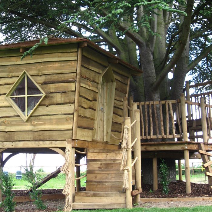 Treehouses – Squirrel Design